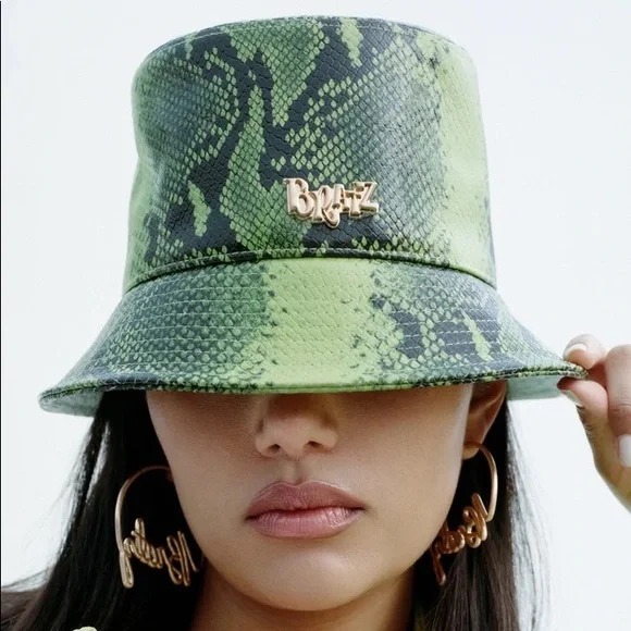 cult gaia | Accessories | Cult Gaia X Bratz Jade Bucket Hat  display picture 1